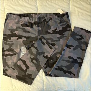 NWT, Leggings Ankle Jr XXXL (21), Walmart, camouflage, stretchy